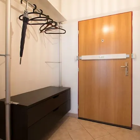 Spacious Studio 6min To Centre Apartamento Praga