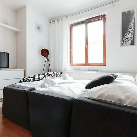 Spacious Studio 6min To Centre