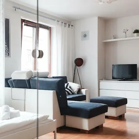 Spacious Studio 6min To Centre Prague